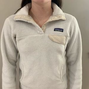 Patigonia sweatshirt